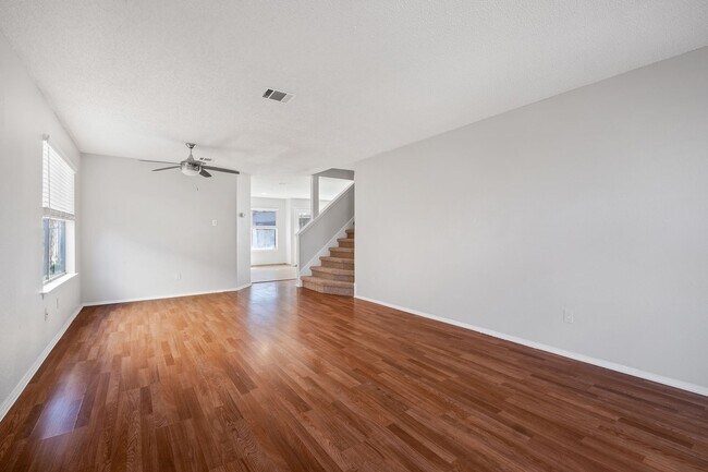 Foto del edificio - 2 Story, 4 Bedroom Brick Home in Pflugerville