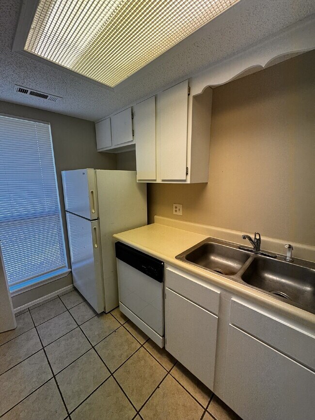 Foto del edificio - 1820 S 13th Pl