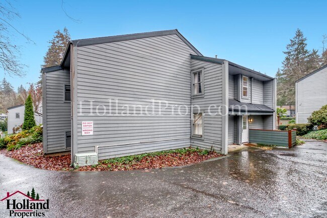 Foto del edificio - Charming 1-Bedroom Condo in a Quiet, Desirable Community!! NEW REDUCED PRICE at $1,050 ** 1 Appli...