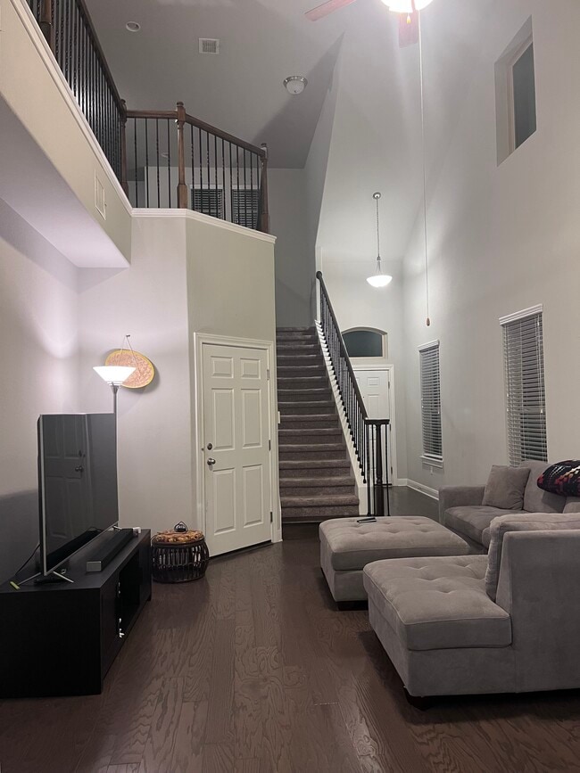 Building Photo - 1005 Boatswain Wy