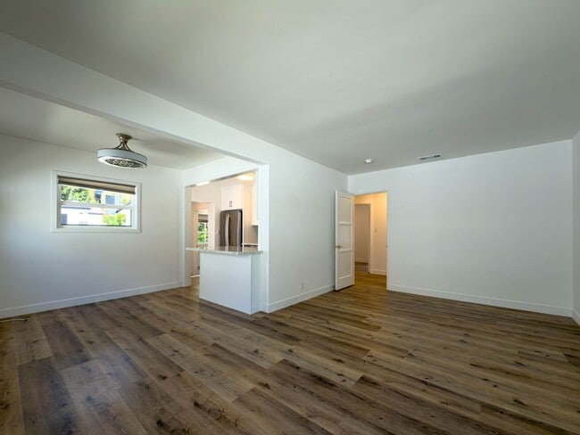 Foto del edificio - 316 N Kenwood St