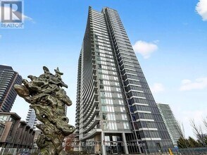 Building Photo - 121 McMahon Dr
