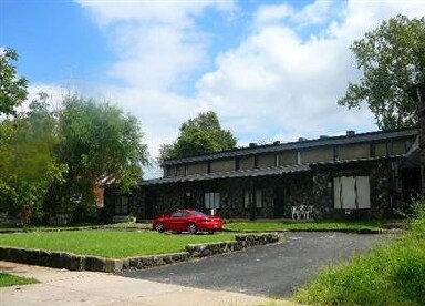 Primary Photo - 4122 N Kingshighway Blvd