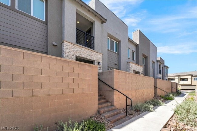 Building Photo - 146 Sul Ponticello Ave