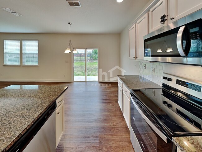 Foto del edificio - 8553 Highfield Ave