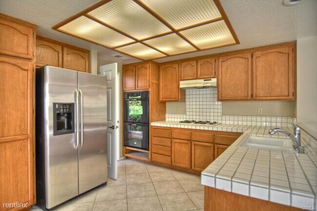Foto del edificio - 4 br, 3 bath House - 9 Barcelona # 1