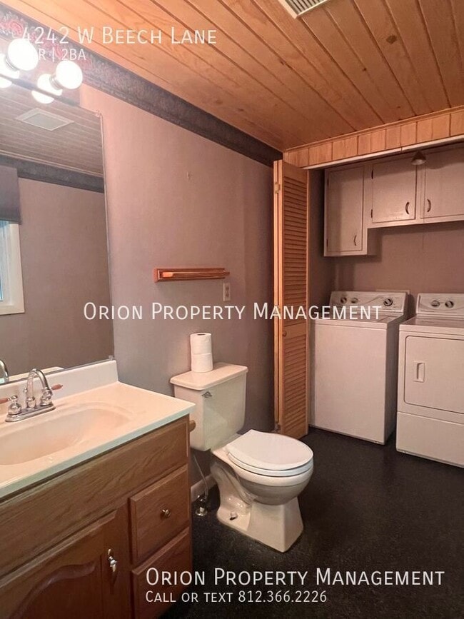 Building Photo - 4242 W Beech Ln