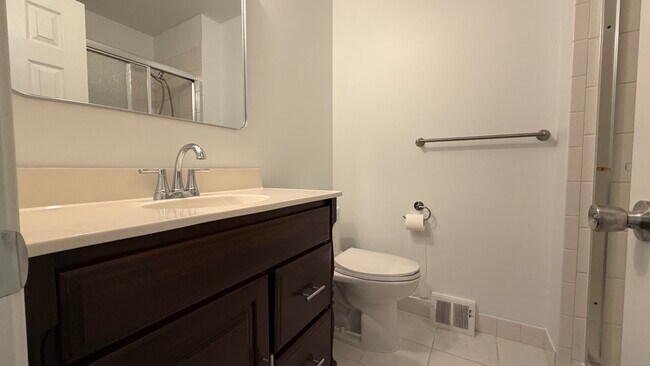 Foto del edificio - 4124 Salford Ct