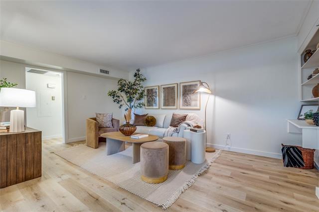 Foto principal - 4676 Matilda St