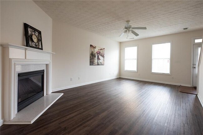 Building Photo - 1544 Park Grove Dr