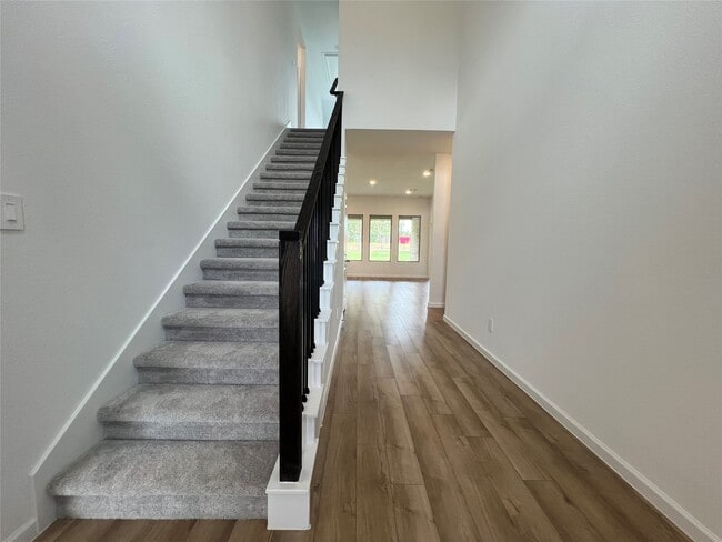 Building Photo - 17771 Misty Brk Ln