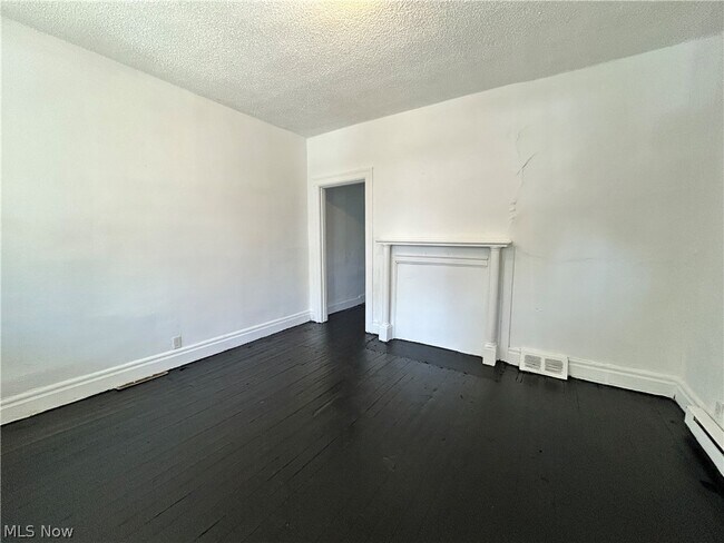 Foto del edificio - 507 Cedar Ave