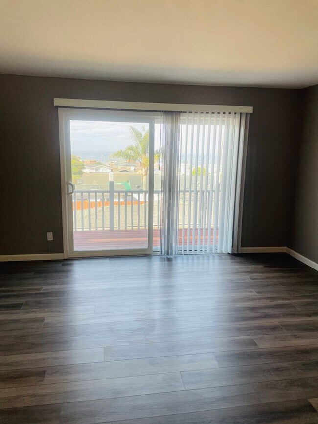 Building Photo - Ocean View Condo