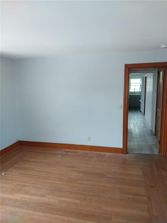 Building Photo - 10 Standish Ave