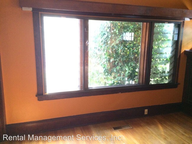 Foto del edificio - 3 br, 1 bath House - 3237 NE 62nd
