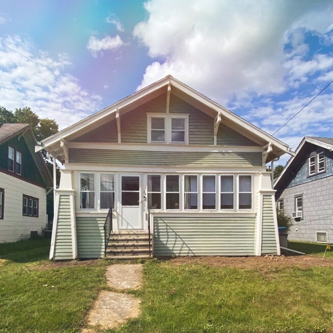 Primary Photo - 29 Richards Pl