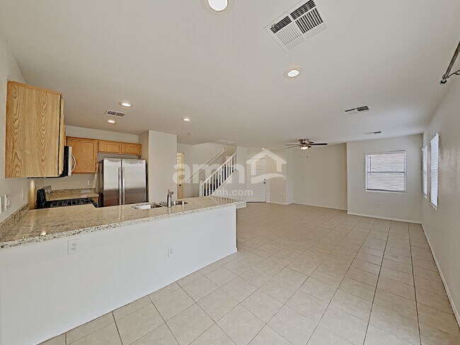 Building Photo - 8125 Finch Feather St