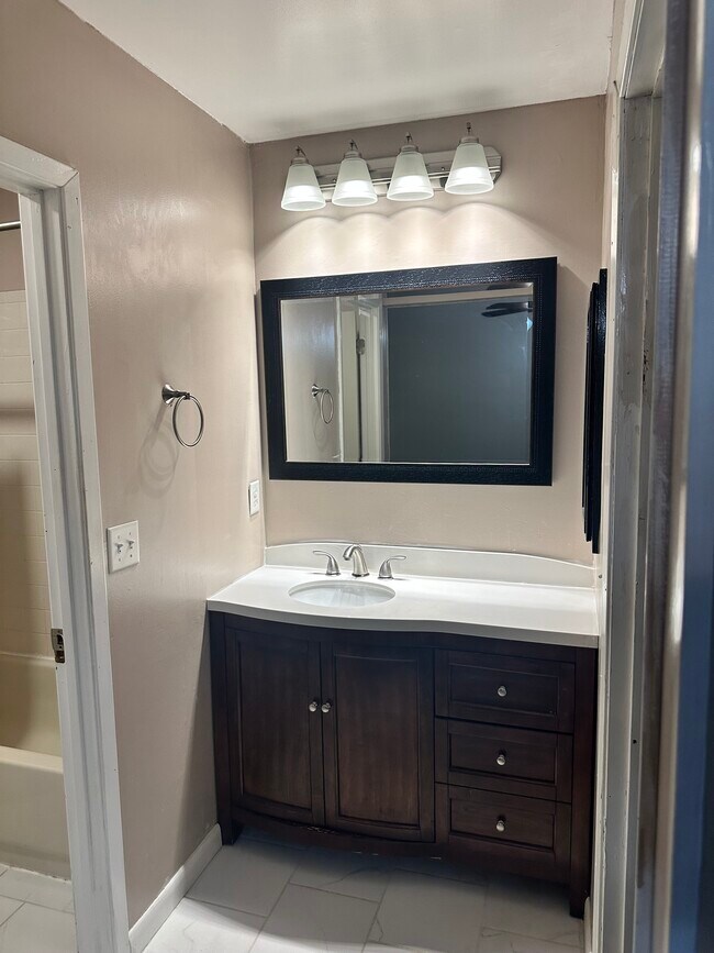 Foto del edificio - 104 Cedar Ridge Way