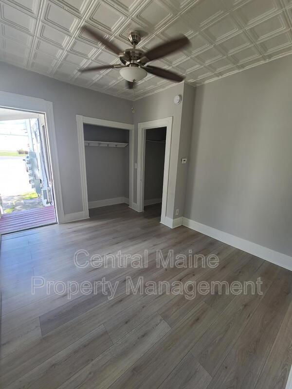 4 Spring Pl Unit 5, Waterville, ME 04901 Condo for Rent in Waterville, ME