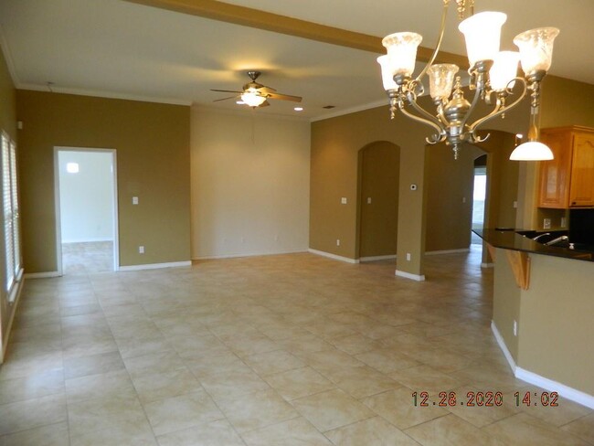 Building Photo - 14321 Indigo St