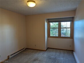 Building Photo - 13807 Equestrian Dr