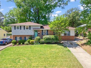 832 Stanfield Dr