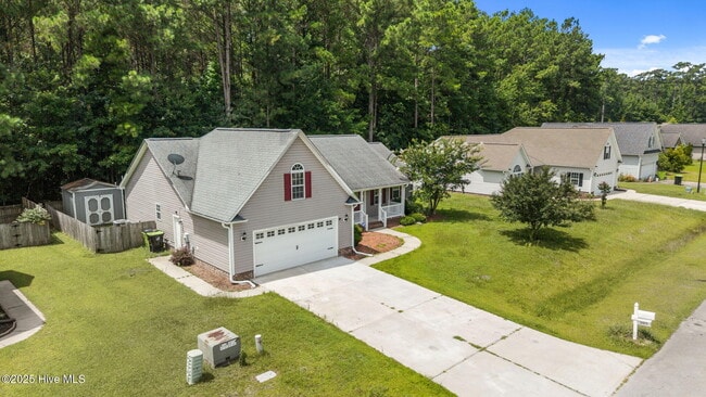 Foto del edificio - 205 Croatan Woods Dr