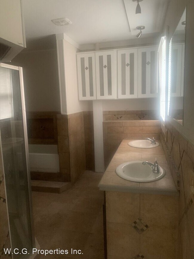 Building Photo - 3 br, 2 bath House - 315 Lister
