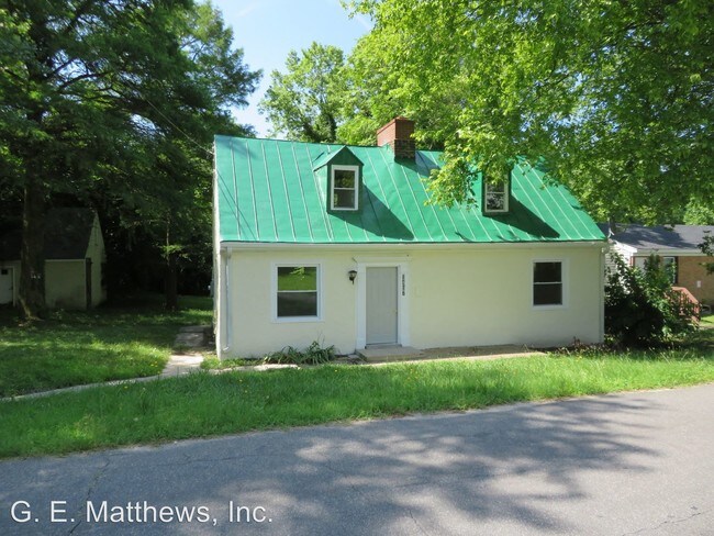 Building Photo - 3 br, 1 bath House - 3407 Main Street
