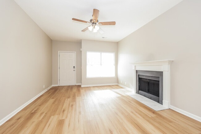 Building Photo - 7233 Legacy Dr