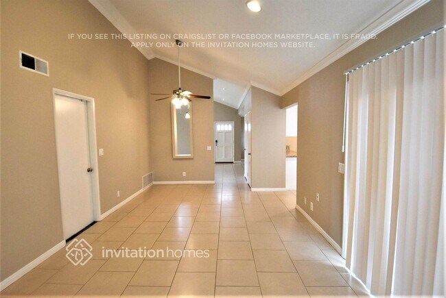 Foto del edificio - 1500 W Alexis Ave