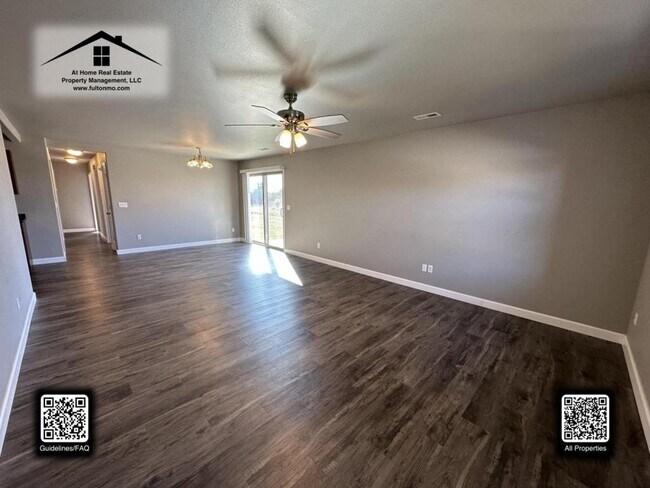 Foto del edificio - 1308 Commons Drive