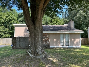 Building Photo - 3778 Kennings Dr