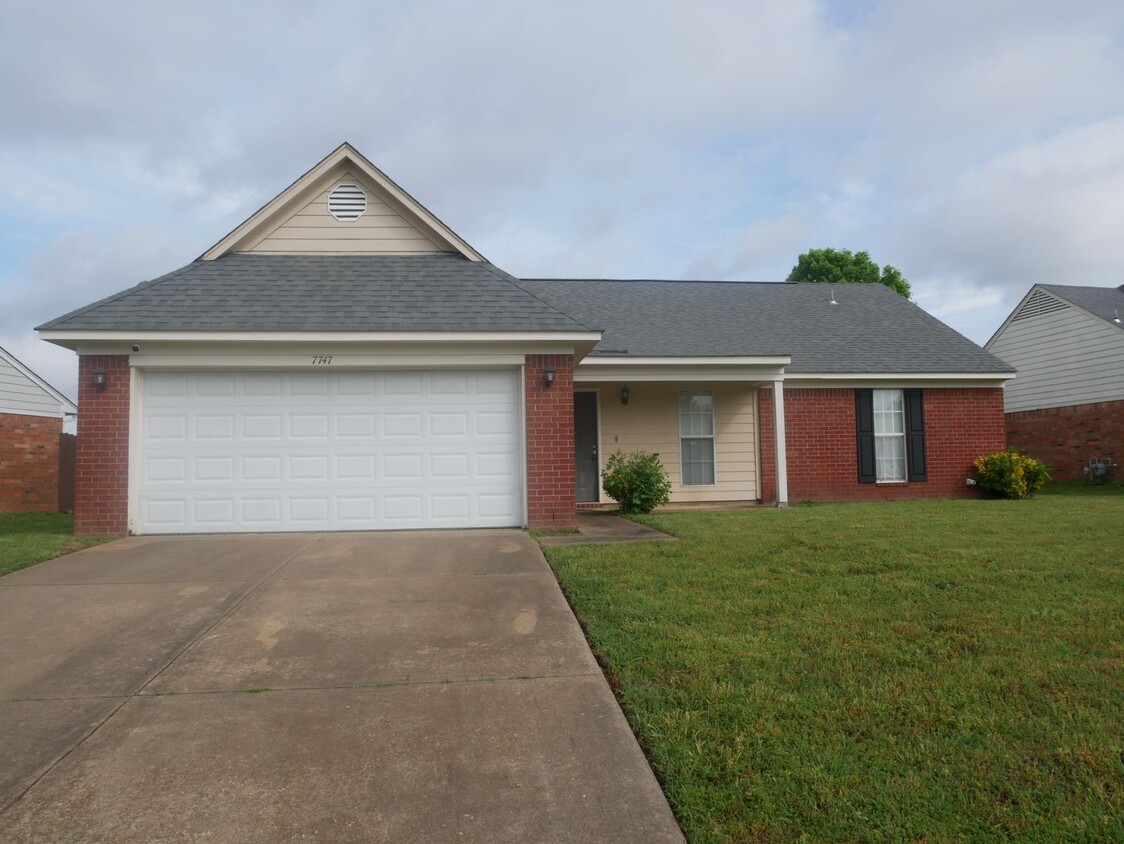 Foto principal - 7747 Mary Payton Dr