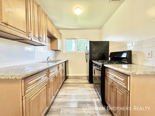 Foto del edificio - 1320 Ridgeley Dr