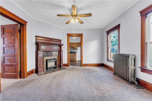 Building Photo - 3852 W 37th St