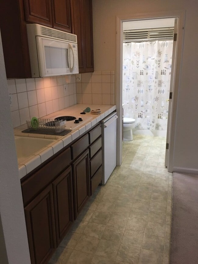 Foto del edificio - Rare studio in N. Turlock