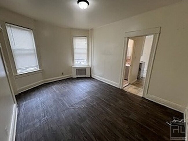 Building Photo - Cedar St Yonkers, NY