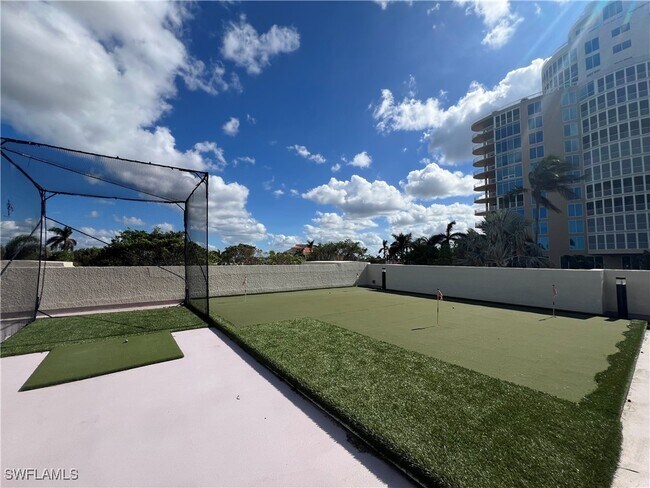 Foto del edificio - 4551 Gulf Shore Blvd N