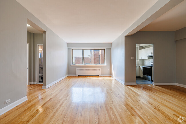 2BD 1BA 1072SF Living room - 6955 Fielding Avenue