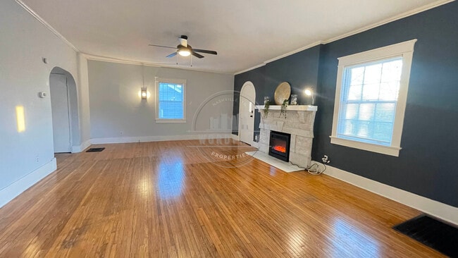 Building Photo - 1341 Meridian St