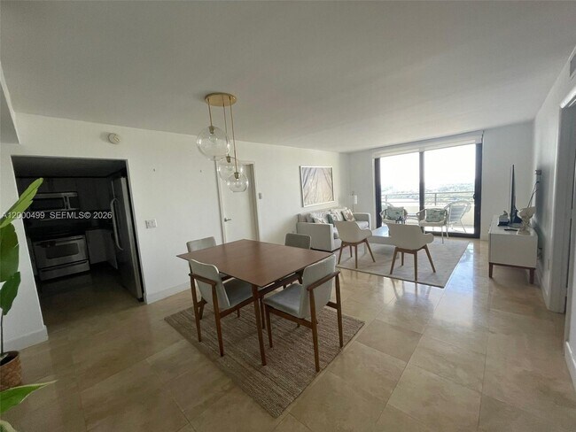 Foto del edificio - 2333 Brickell Ave