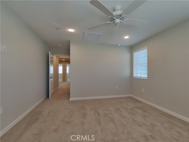 Building Photo - 28189 Dwight Dr