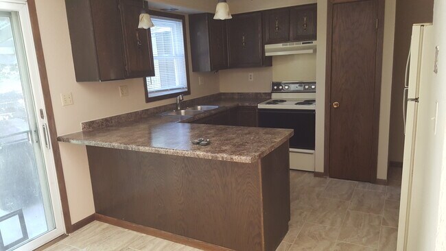 Foto del edificio - 608 12th Ave S