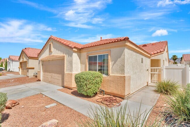Building Photo - Gated Community  Single Story In North Las...