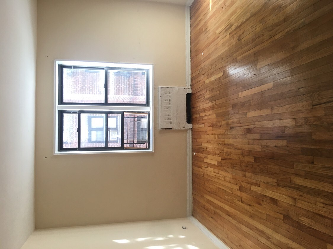 Foto principal - 141-50 85th Rd