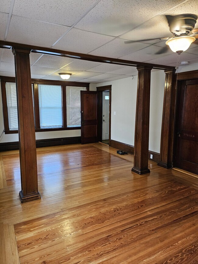 Foto del edificio - 151 PULLEN