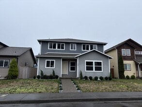 Building Photo - 348 Watercress St