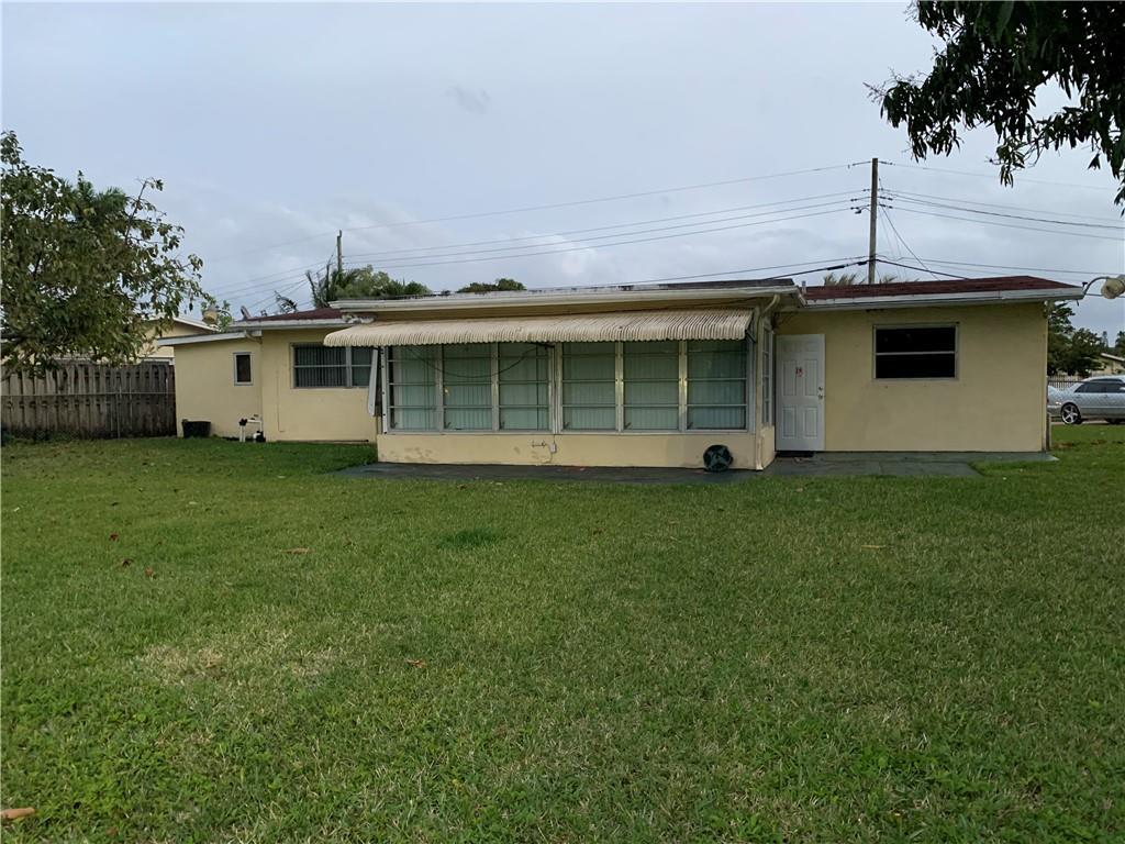 Building Photo - 7201 NW 25th Ct