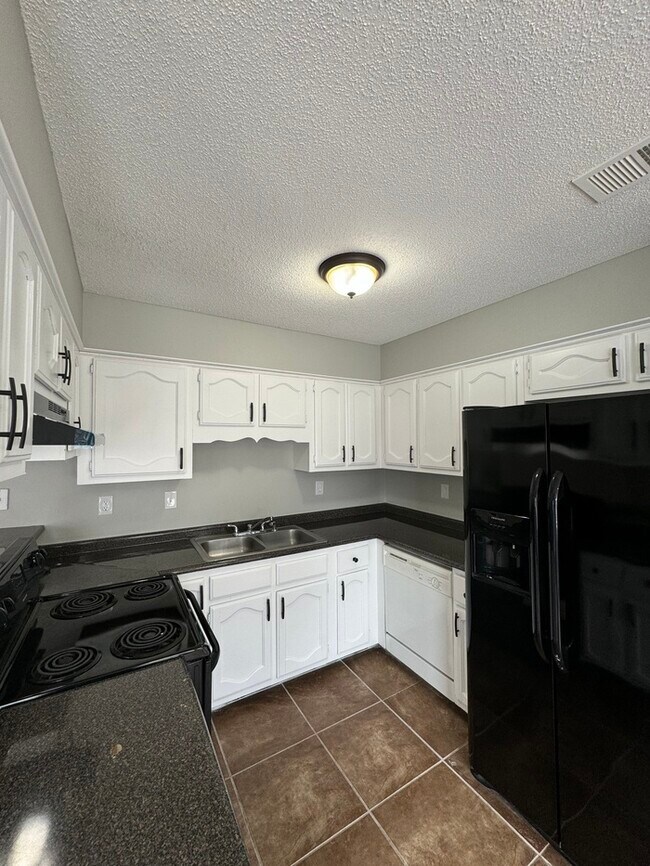 Building Photo - 8045 German Creek Dr